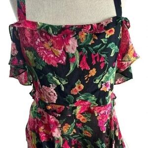 BCBGMAXAZRIA Women chiffon blouse. Off shoulder fitted, asymmetrical. Size M NWT